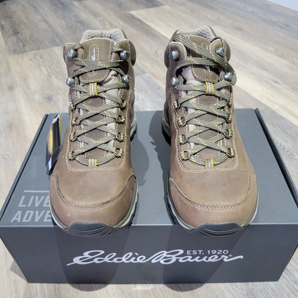 Eddie Bauer Women's Mid Hiking Boot - size 9